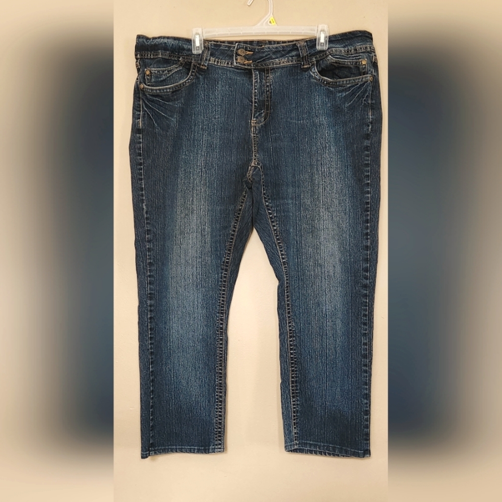 Illegal Jeans Blue Denim Capris 2 Button Closure High Rise Women Sz 18